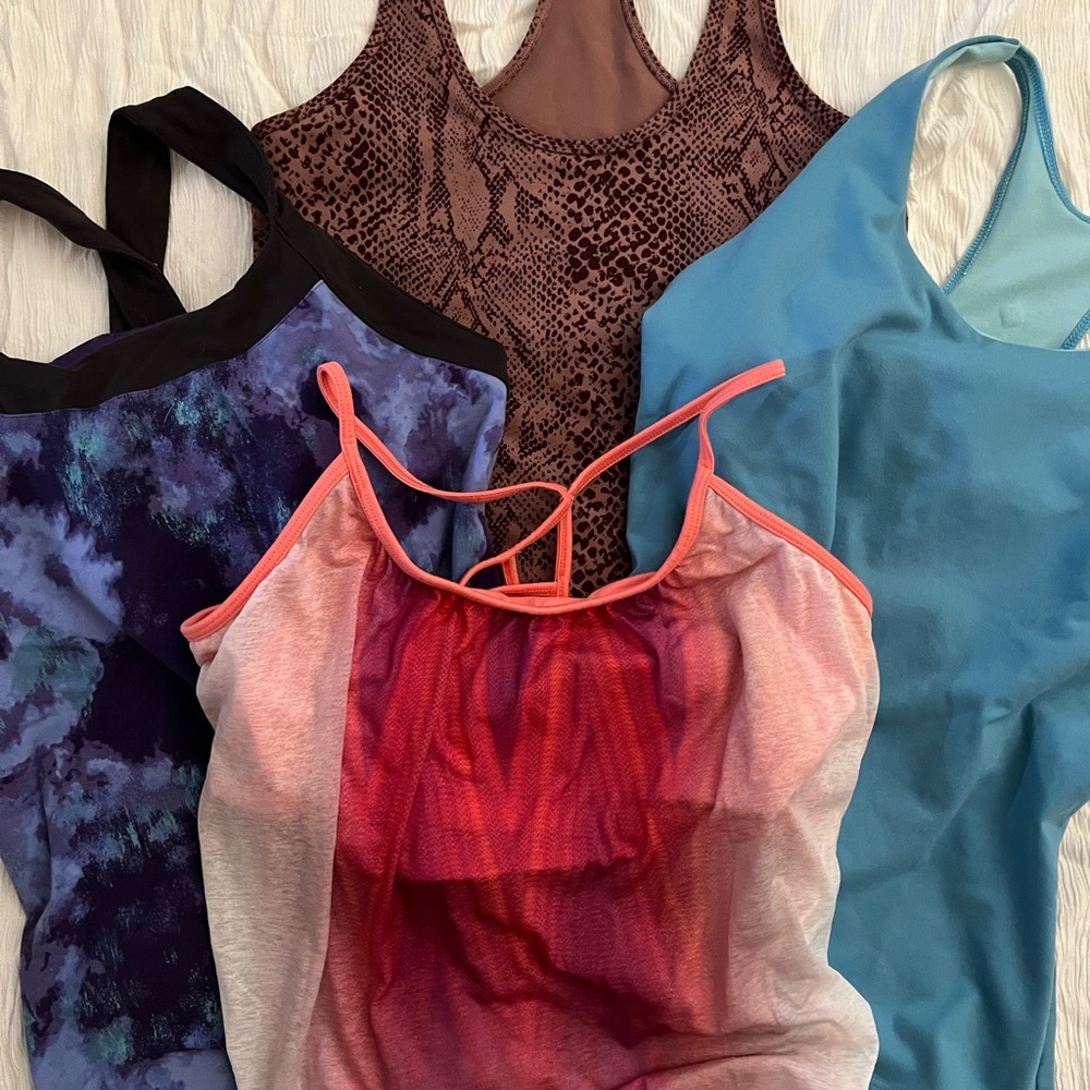 4 Large/xl lululemon prana Lucy lot
